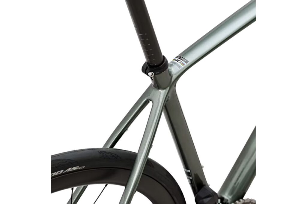 van rysel edr cf ultra 105 di2 9